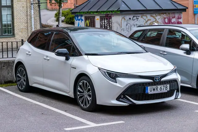 Toyota Corolla 1.8 Hybrid