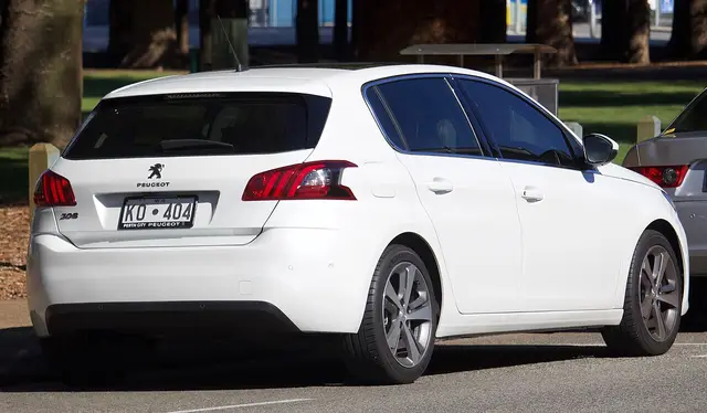 Peugeot 308 1.5 BlueHDi